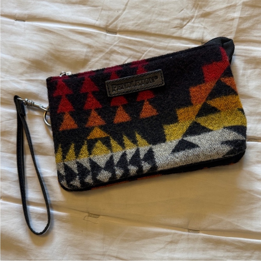 Pendleton Geometric Pattern Wristlet Clutch